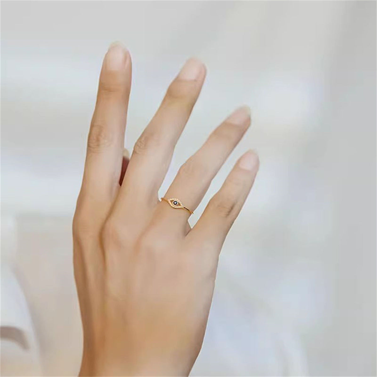 Fashionable Eye Design Ring Unique Women Jewelry